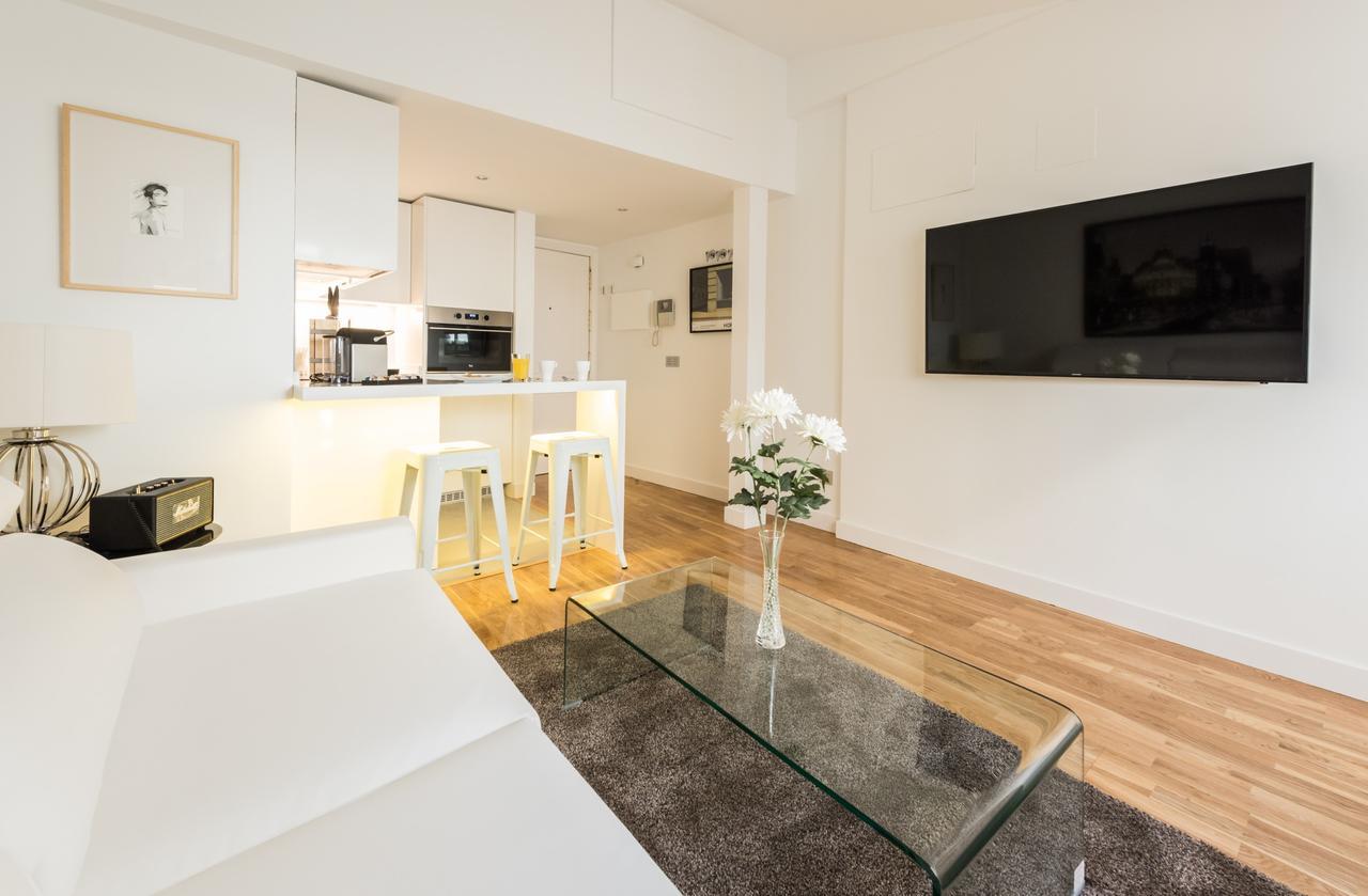 Latina Suite Madrid Exterior photo